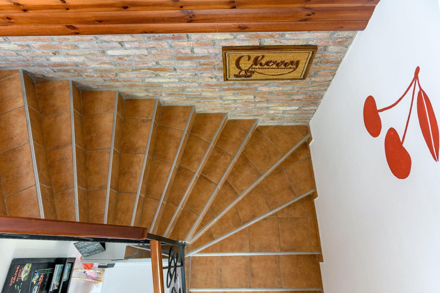 Cherry Apartmanhaz ชาร์วาร์ ภายนอก รูปภาพ